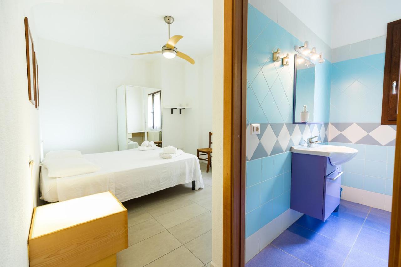 Theo'S Rooms Ольбія Екстер'єр фото